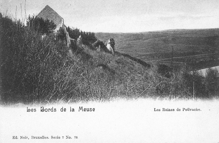 Deux anciennes cartes postales figurant la maison « au grand pignon » (Coll. J. Bohet et J. Closset) 